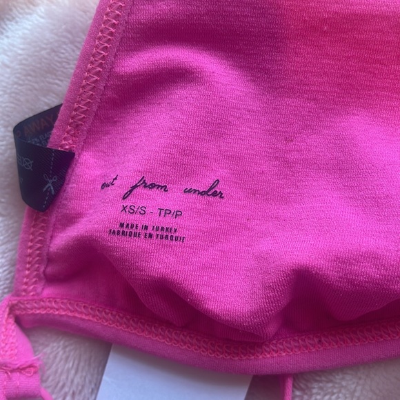 pink bikini top - Picture 4 of 4